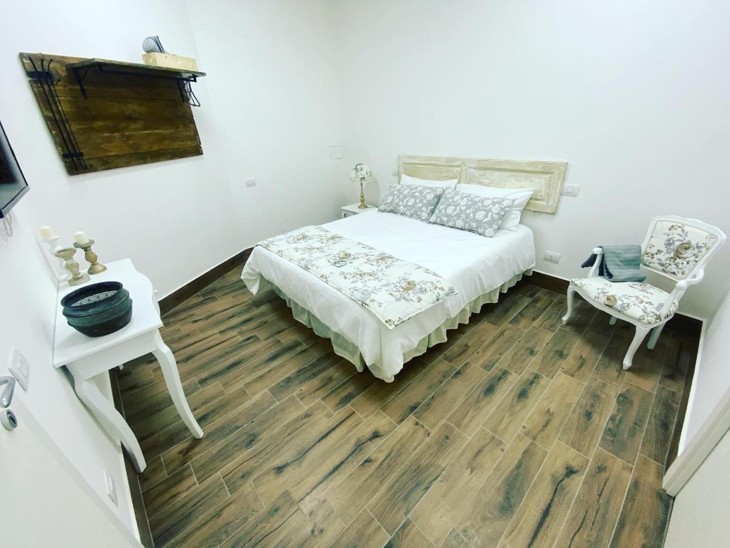La Suite Di Laura Наполи Екстериор снимка